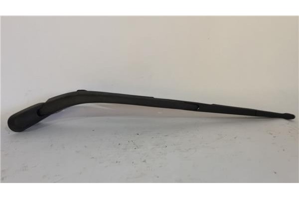 Recambio de brazo limpiaparabrisas trasero para citroen xsara familiar 2.0 hdi 90 referencia OEM IAM 9627468680  
