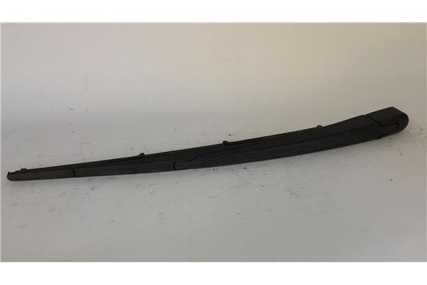 Recambio de brazo limpiaparabrisas trasero para peugeot 207 1.6 hdi referencia OEM IAM 600830606  