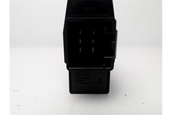Recambio de mando elevalunas para volvo s60 berlina 2.4 referencia OEM IAM 30658696 5586N3RUA 