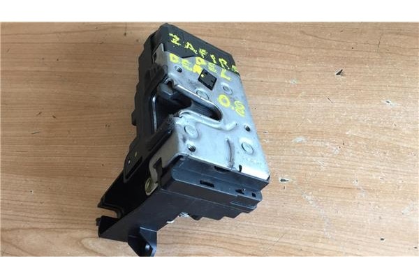 Recambio de cierre electromagnetico delantero derecho para opel zafira b 1.6 cosmo referencia OEM IAM 13210749 QG 