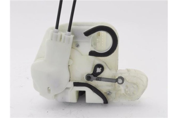 Recambio de cierre electromagnetico delantero derecho para mitsubishi space star (a00) 1.2 motion referencia OEM IAM 5715A864  