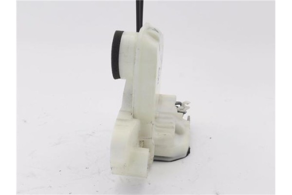 Recambio de cierre electromagnetico delantero derecho para mitsubishi space star (a00) 1.2 motion referencia OEM IAM 5715A864  