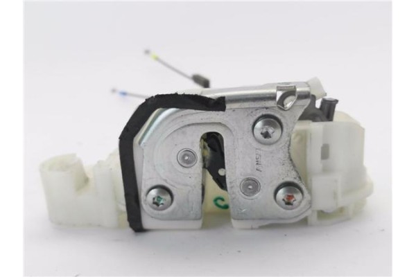 Recambio de cierre electromagnetico delantero derecho para mitsubishi space star (a00) 1.2 motion referencia OEM IAM 5715A864  