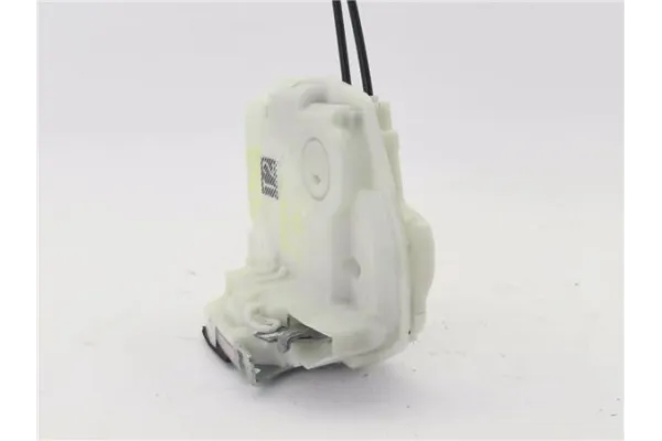 Recambio de cierre electromagnetico trasero derecho para mitsubishi space star (a00) 1.2 motion referencia OEM IAM 5745A426  