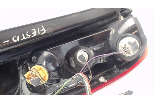 Recambio de piloto trasero derecho para ford fiesta v (jh_, jd_) 1.3 referencia OEM IAM 1432269  