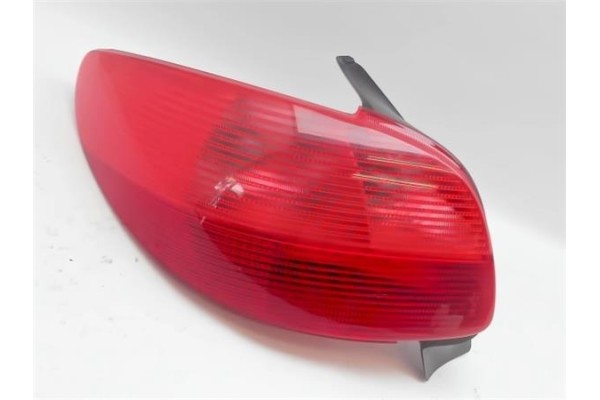 Recambio de piloto trasero izquierdo para peugeot 206 1.4 i referencia OEM IAM 6350P1 2531G 6350G6 , PEUGEOT | 6350K4 , PEUGEOT  Recambio de piloto trasero izquierdo para peugeot 206 1.4 i referencia OEM IAM 6350P1 2531G 6350G6 , PEUGEOT | 6350K4 , PEUGEOT