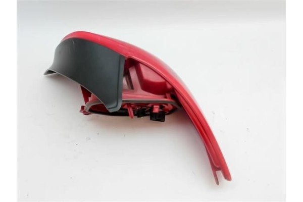 Recambio de piloto trasero izquierdo para peugeot 206 1.4 i referencia OEM IAM 6350P1 2531G 6350G6 , PEUGEOT | 6350K4 , PEUGEOT  Recambio de piloto trasero izquierdo para peugeot 206 1.4 i referencia OEM IAM 6350P1 2531G 6350G6 , PEUGEOT | 6350K4 , PEUGEOT