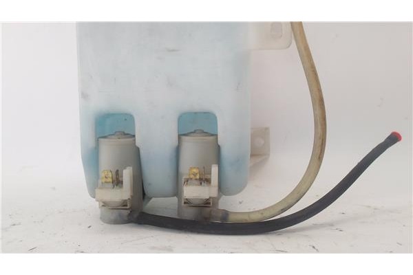 Recambio de deposito limpiaparabrisas para suzuki swift iii (sg) 1.3 ddis referencia OEM IAM 3845062JA1  