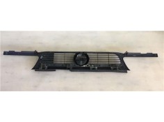 Recambio de rejilla capo para opel astra f berlina 1.6 i 16v referencia OEM IAM 6320026  