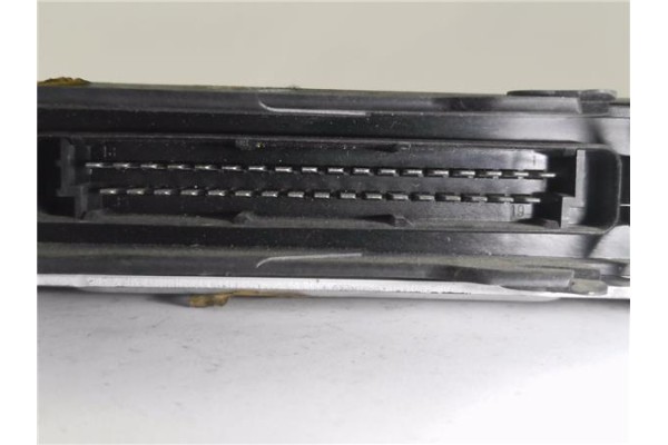 Recambio de centralita para opel omega a (16_, 17_, 19_) 2.0 referencia OEM IAM 90233740 0261200102 