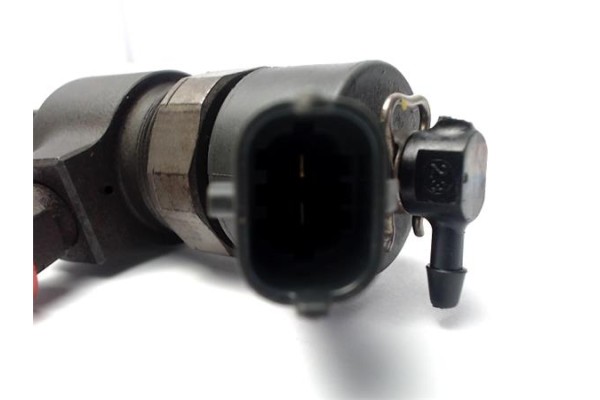 Recambio de inyector para opel zafira b 1.9 enjoy referencia OEM IAM 044510276  