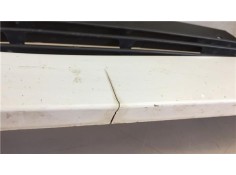 Recambio de rejilla capo para renault master ii caja/chasis (ed/hd/ud) 2.5 d referencia OEM IAM 8200426365  