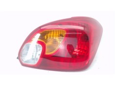 PILOTO TRASERO DERECHO 8330A780 