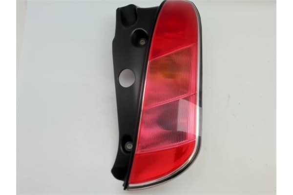 Recambio de piloto trasero derecho para lancia ypsilon (101) 1.2 referencia OEM IAM 51703971  51753384 , FIAT