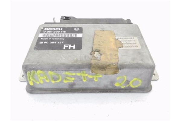 Recambio de centralita para opel kadett e 2.0 i referencia OEM IAM 90284137 0261200115 