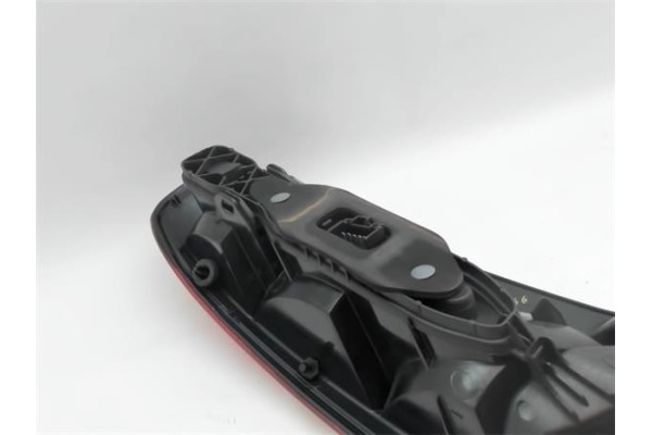 Recambio de piloto trasero derecho para lancia ypsilon (101) 1.2 referencia OEM IAM 51703971  51753384 , FIAT