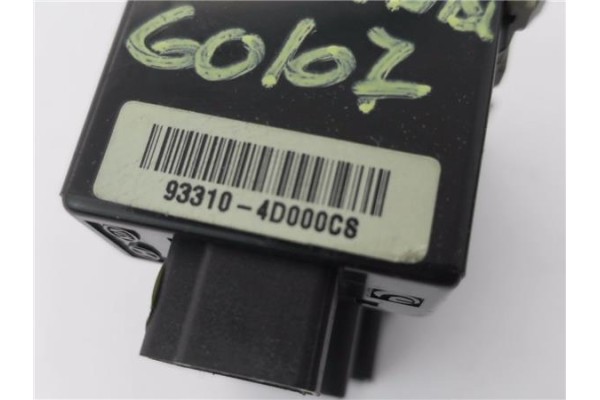 Recambio de mando de luces para kia carnival 2.9 crdi referencia OEM IAM 933104D000CS  