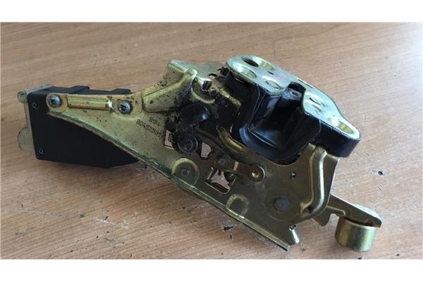 Recambio de cierre electromagnetico trasero izquierdo para opel astra f berlina 1.4 gls referencia OEM IAM 90452991 5184 