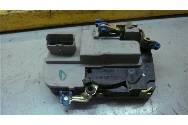 Recambio de cierre electromagnetico delantero derecho para peugeot partner furgón (5) 1.9 d referencia OEM IAM 9136P7  