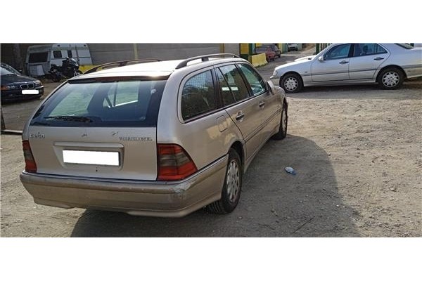 mercedes-benz clase c (bm 202) familiar del año 2000