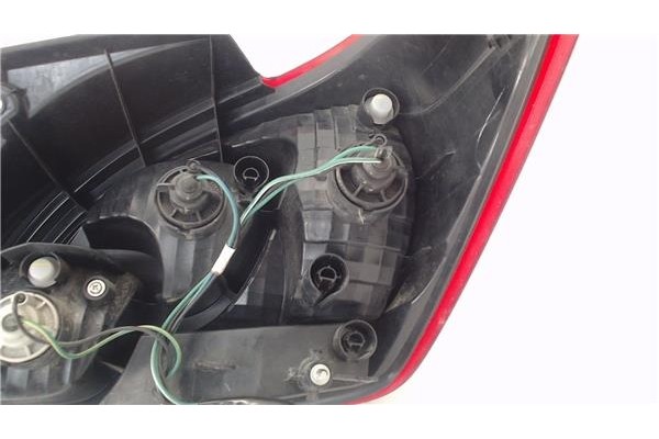 Recambio de piloto trasero izquierdo para mitsubishi space star (a00) 1.2 motion referencia OEM IAM 8330A781  