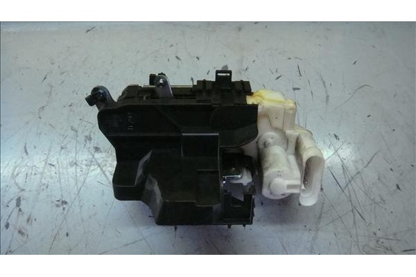 Recambio de cierre electromagnetico trasero izquierdo para fiat i doblo (119) 1.9 d (223axb1a) referencia OEM IAM 51765345  