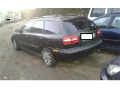 volvo v40 familiar del año 2002