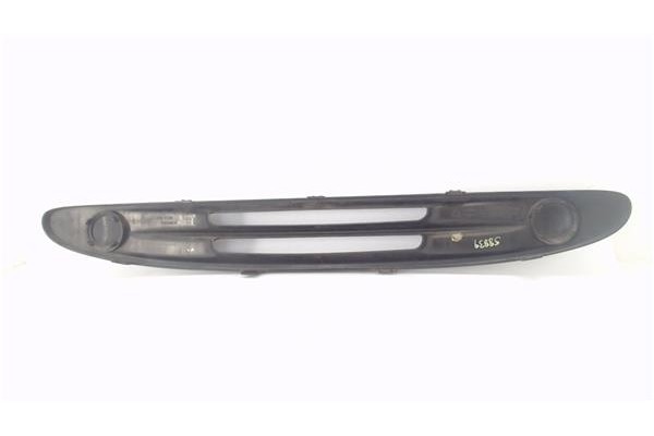 Recambio de rejilla paragolpes delantero para smart micro compact car 600 referencia OEM IAM Q0001726V003C26L00  