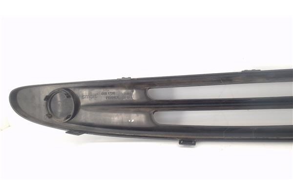 Recambio de rejilla paragolpes delantero para smart micro compact car 600 referencia OEM IAM Q0001726V003C26L00  