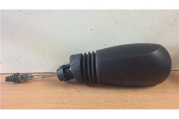 Recambio de retrovisor izquierdo para fiat punto ii berlina (188)(1999) 1.2 16v go! [1,2 ltr. - 59 kw 16v cat] referencia OEM IA