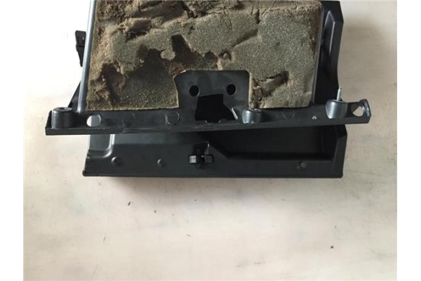 Recambio de guantera salpicadero para lancia ypsilon (101) 1.2 referencia OEM IAM 735340047  