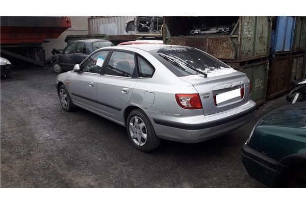 hyundai lantra familiar (rd)(1996) del año 