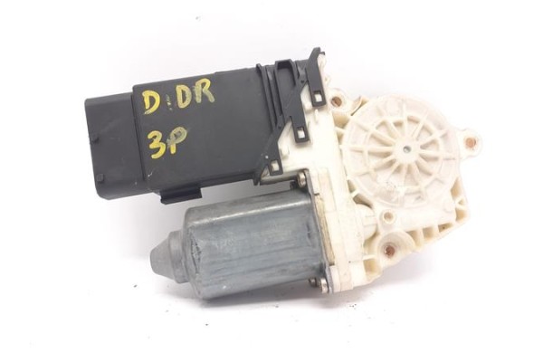 Recambio de elevalunas electrico delantero derecho para volkswagen golf iv berlina (1j1)(1997) 1.9 tdi referencia OEM IAM 101386