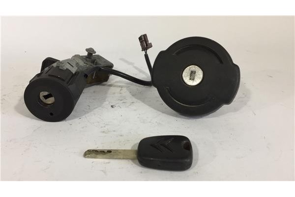 Recambio de llave para citroen c4 coupe 1.6 hdi referencia OEM IAM N0502073  