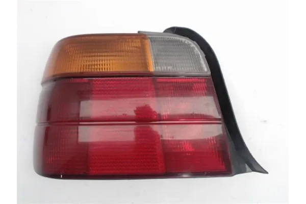 Recambio de piloto trasero derecho para bmw serie 3 compacto (e36) referencia OEM IAM 8353805 29270102 