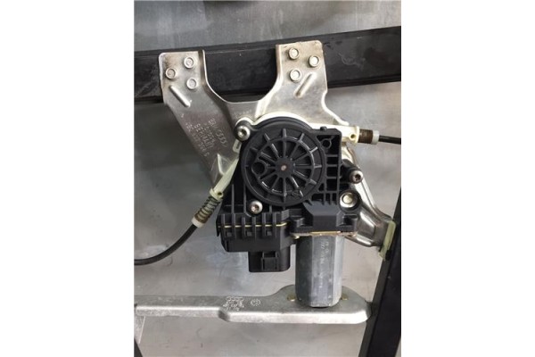 Recambio de elevalunas electrico delantero derecho para audi allroad quattro (4b5) 2.5 tdi (132kw) referencia OEM IAM 4B0837398C
