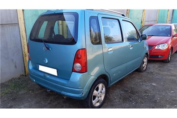 opel agila (2003) del año 