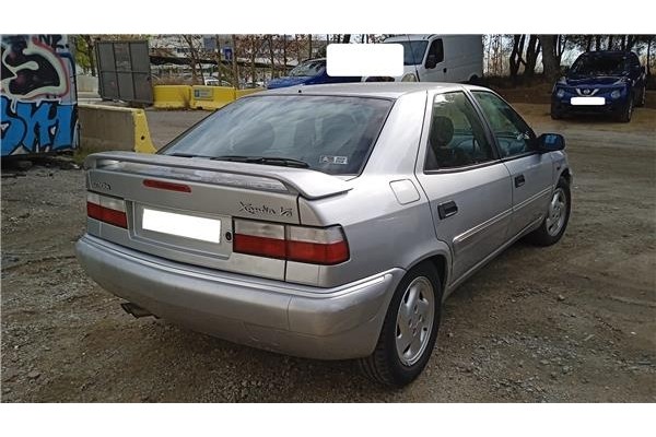 citroen xantia berlina del año 1998
