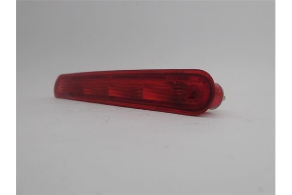 Recambio de luz central de freno para peugeot 207 referencia OEM IAM 9649986880  