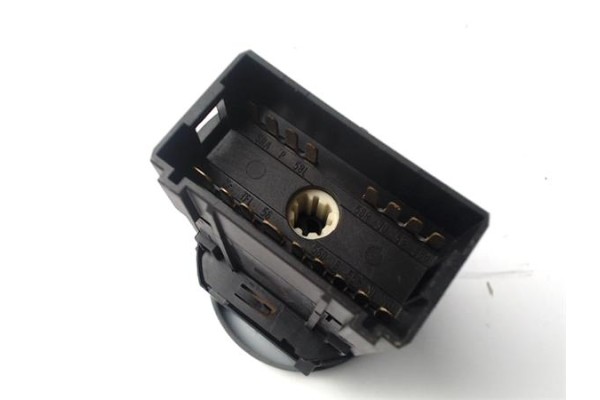 Recambio de mando de luces para volkswagen polo iv (9n3) 1.4 advance referencia OEM IAM 6Q0941531B  