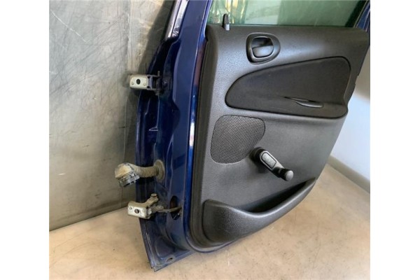 Recambio de puerta trasero derecha para peugeot 206 sw 2.0 hdi referencia OEM IAM 9008J4  