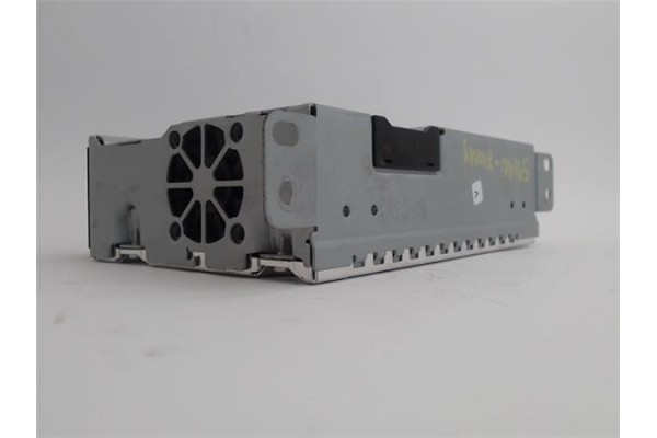 Recambio de radio / cd para citroen jumpy furgón 2.0 club m referencia OEM IAM 9834033880  