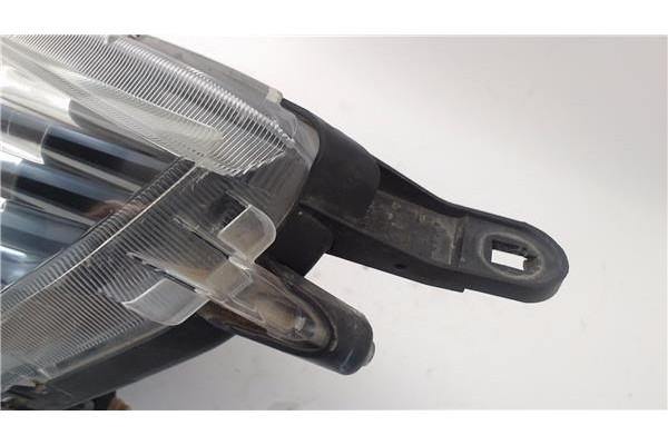 Recambio de faro delantero izquierdo para mitsubishi space star (a00) 1.2 motion referencia OEM IAM 8301C193  