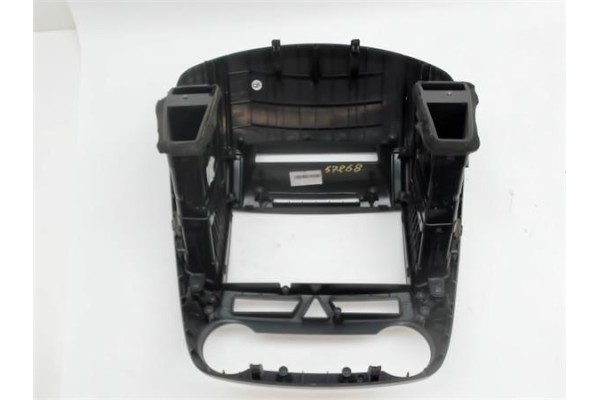 Recambio de consola para kia ceed (ed) 1.6 crdi 115 referencia OEM IAM 847401H000  