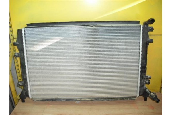 Recambio de radiador para seat leon (1p1) 1.4 tsi referencia OEM IAM 1K0121251CM Recambio de radiador para seat leon (1p1) 1.4 tsi referencia OEM IAM 1K0121251CM