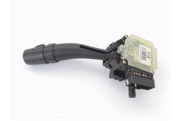 Recambio de mando limpiaparabrisas para kia carnival 2.9 crdi referencia OEM IAM 934204D100  