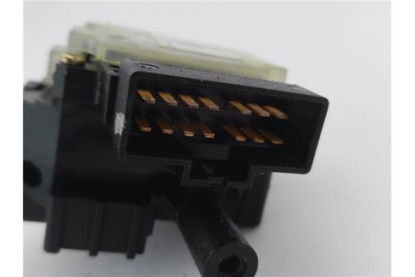 Recambio de mando limpiaparabrisas para kia carnival 2.9 crdi referencia OEM IAM 934204D100  