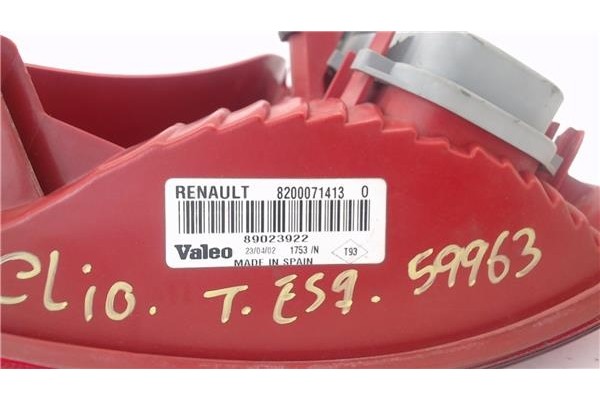 Recambio de piloto trasero izquierdo para renault clio ii fase ii (b/cb0) 1.5 authentique confort referencia OEM IAM 8200071413 