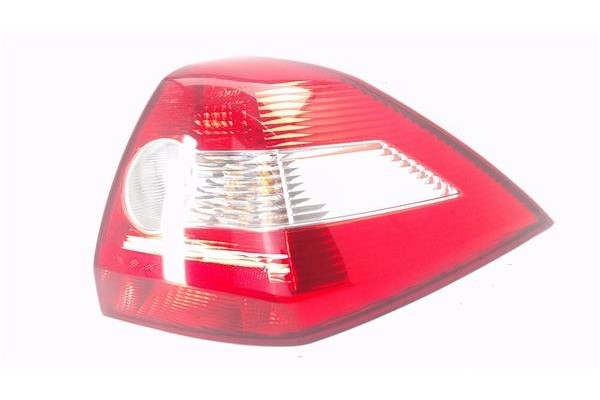 Recambio de piloto trasero derecho para renault megane ii classic berlina 2.0 expression referencia OEM IAM 8200142681  