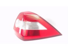 Recambio de piloto trasero derecho para renault megane ii classic berlina 2.0 expression referencia OEM IAM 8200142681  